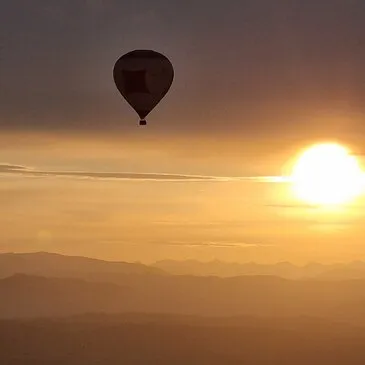Baptême de l'air montgolfière, département Bouches du Rhône Baptême de l'air montgolfière, département Bouches du Rhône