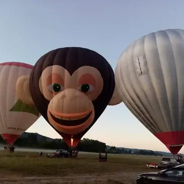 Oraison, à 45 min d'Aix-en-Provence, Bouches du Rhône (13) - Baptême de l'air montgolfière Oraison, à 45 min d'Aix-en-Provence, Bouches du Rhône (13) - Baptême de l'air montgolfière