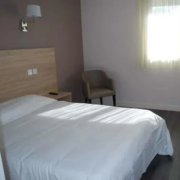 Week-end Saut en Parachute en Tandem aux Sables d'Olonne en région Pays-de-la-Loire Week-end Saut en Parachute en Tandem aux Sables d'Olonne en région Pays-de-la-Loire