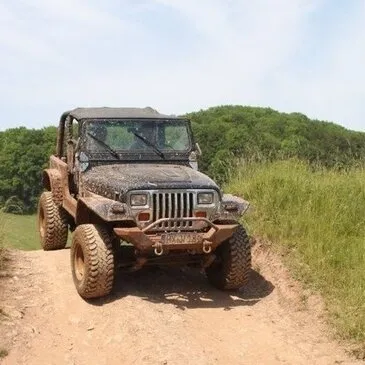 Stage de Pilotage 4x4 près d'Auch Stage de Pilotage 4x4 près d'Auch