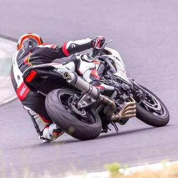 Stage de pilotage moto, département Saône et loire Stage de pilotage moto, département Saône et loire