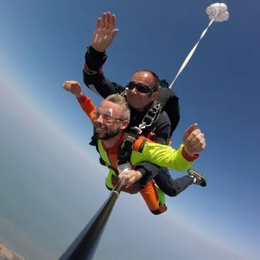 Saut en parachute en région Normandie Saut en parachute en région Normandie