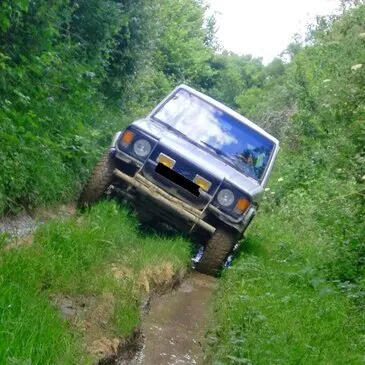 Stage de Pilotage 4x4 près de Poitiers Stage de Pilotage 4x4 près de Poitiers