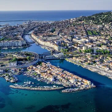 Offrir Baptême de l'air hélicoptère en Languedoc-Roussillon Offrir Baptême de l'air hélicoptère en Languedoc-Roussillon