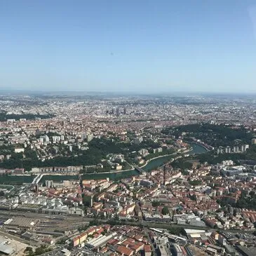 Offrir Baptême de l&#39;air hélicoptère département Rhône