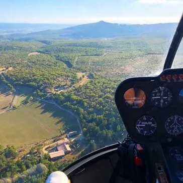 Baptême de l'air hélicoptère proche Miribel, à 30 min de Lyon Baptême de l'air hélicoptère proche Miribel, à 30 min de Lyon
