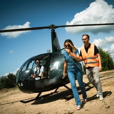 Baptême de l'air hélicoptère, département Bouches du Rhône Baptême de l'air hélicoptère, département Bouches du Rhône