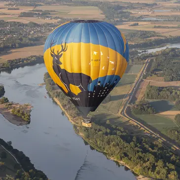 Vol en Montgolfière de Blois à Chambord - Vallée de la Loire Vol en Montgolfière de Blois à Chambord - Vallée de la Loire
