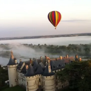 Vol en Montgolfière - Château de Chaumont-sur-Loire en région Centre Vol en Montgolfière - Château de Chaumont-sur-Loire en région Centre