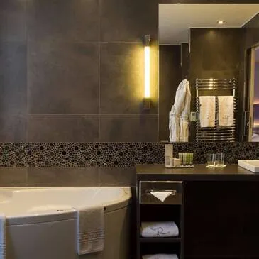 Dijon, Côte d'or (21) - Week end en Hôtel Spa Dijon, Côte d'or (21) - Week end en Hôtel Spa