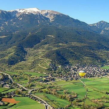 Aérodrome d&#39;Alp (Espagne), Pyrénées orientales (66) - Baptême de l&#39;air montgolfière