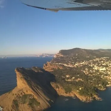 Baptême Privatif en Avion au Castellet - La Côte Varoise Baptême Privatif en Avion au Castellet - La Côte Varoise