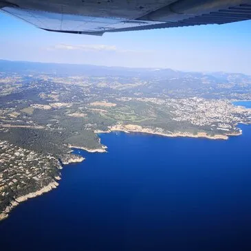 Réserver Baptême de l’air avion en PACA et Corse Réserver Baptême de l’air avion en PACA et Corse