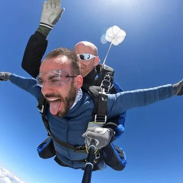 Réserver Saut en parachute département Maine et loire Réserver Saut en parachute département Maine et loire