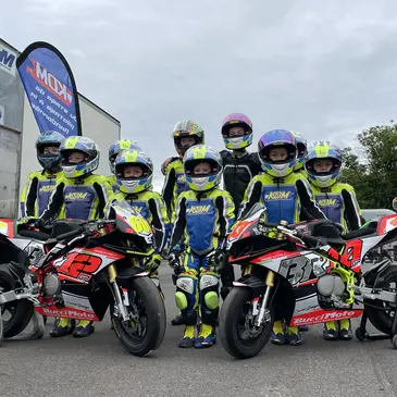 Saint-Jean-d'Angély, à 20 min de Saintes, Charente maritime (17) - Stage de Pilotage pour Enfant Saint-Jean-d'Angély, à 20 min de Saintes, Charente maritime (17) - Stage de Pilotage pour Enfant