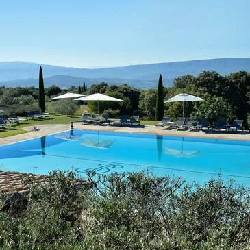 Week-end Gastronomique et Spa de Luxe à Gordes Week-end Gastronomique et Spa de Luxe à Gordes