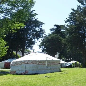 Nuit en Yourte près de Dinan en région Bretagne Nuit en Yourte près de Dinan en région Bretagne