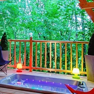 Cabane dans les Arbres avec Spa près de Brive-la-Gaillarde Cabane dans les Arbres avec Spa près de Brive-la-Gaillarde