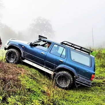 Stage de pilotage 4x4 en région Ile-de-France Stage de pilotage 4x4 en région Ile-de-France