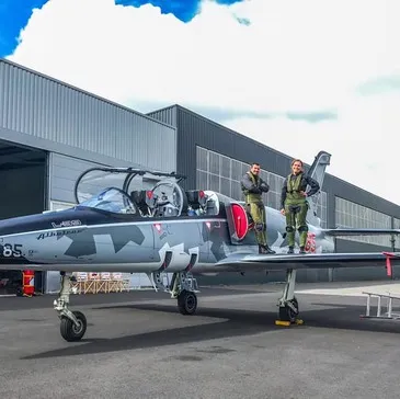 Aéroport de Grenoble-Isère, Isère (38) - Vol avion de chasse Aéroport de Grenoble-Isère, Isère (38) - Vol avion de chasse