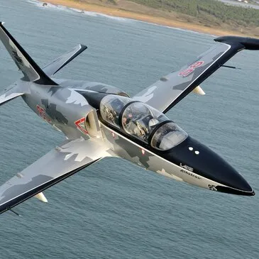Vol avion de chasse en région PACA et Corse