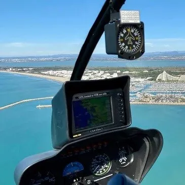 Initiation au Pilotage d'hélicoptère près de Montpellier Initiation au Pilotage d'hélicoptère près de Montpellier
