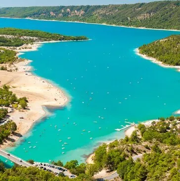 Lac de Sainte-Croix, Alpes de Haute Provence (04) - Pêche au gros Lac de Sainte-Croix, Alpes de Haute Provence (04) - Pêche au gros