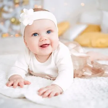 Shooting Photo de Bébé à Aix-en-Provence Shooting Photo de Bébé à Aix-en-Provence