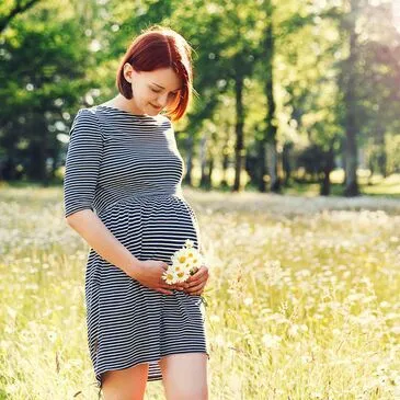 Shooting Photo de Grossesse à Angers Shooting Photo de Grossesse à Angers