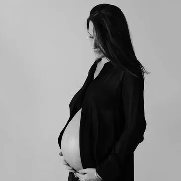 Shooting Photo de Grossesse à Avignon Shooting Photo de Grossesse à Avignon