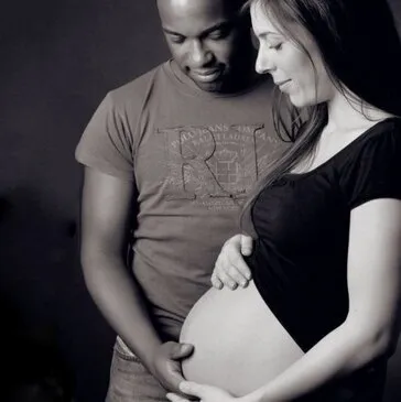 Shooting Photo de Grossesse à Strasbourg Shooting Photo de Grossesse à Strasbourg