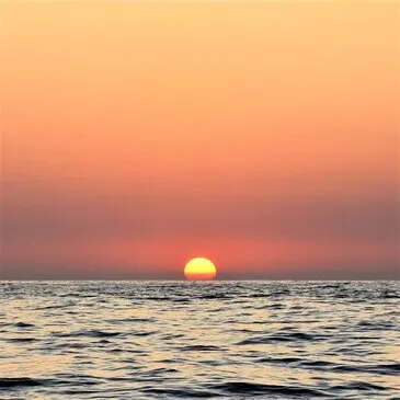 Sortie En Bateau Avec Coucher De Soleil A Biarritz