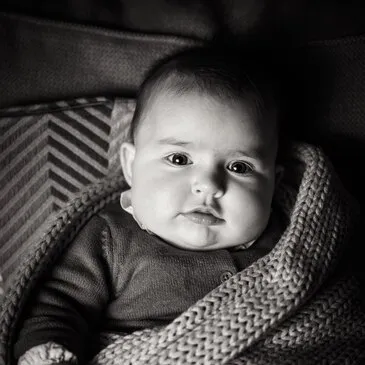 Shooting Photo de Bébé à Neuilly-sur-Seine Shooting Photo de Bébé à Neuilly-sur-Seine