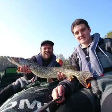 Stage de Pêche Sportive à La Roche-sur-Yon en région Pays-de-la-Loire Stage de Pêche Sportive à La Roche-sur-Yon en région Pays-de-la-Loire