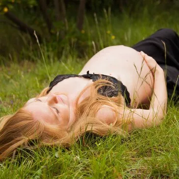 Shooting Photo de Grossesse à Nîmes Shooting Photo de Grossesse à Nîmes