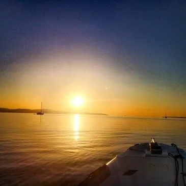 Balade en Bateau à Hyères - Presqu'île de Giens Balade en Bateau à Hyères - Presqu'île de Giens