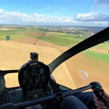 Pilotage d'Hélicoptère ULM à Meaux Pilotage d'Hélicoptère ULM à Meaux
