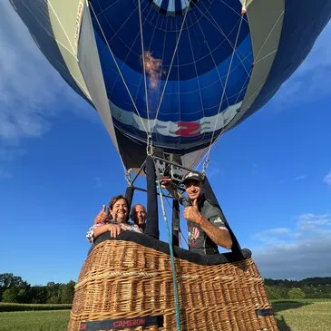 Baptême de l'air montgolfière en région Midi-Pyrénées Baptême de l'air montgolfière en région Midi-Pyrénées