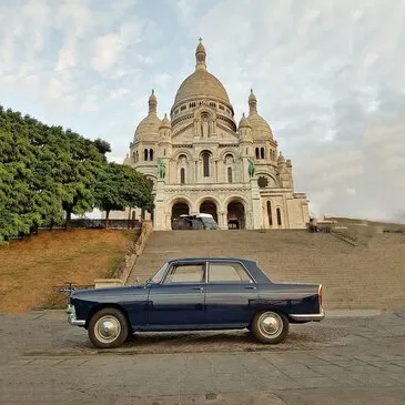 Balade en Voiture de Collection à Paris Balade en Voiture de Collection à Paris