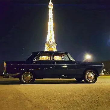 Balade Nocturne en Voiture de Collection à Paris Balade Nocturne en Voiture de Collection à Paris
