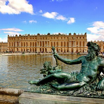 Balade en Voiture de Collection au Château de Versailles