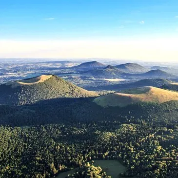 Orcines, Puy de dôme (63) - Baptême de l'air montgolfière Orcines, Puy de dôme (63) - Baptême de l'air montgolfière