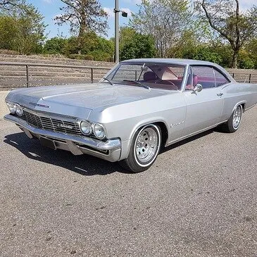 Pilotage de Voiture de Collection à Mulhouse en région Alsace Pilotage de Voiture de Collection à Mulhouse en région Alsace