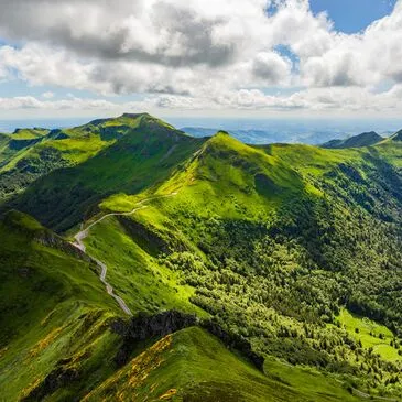 Baptême en Hélicoptère à Issoire Baptême en Hélicoptère à Issoire
