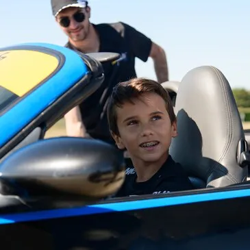 Stage de Pilotage pour Enfant en région Bretagne Stage de Pilotage pour Enfant en région Bretagne