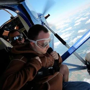 Réserver Saut en parachute département Saône et loire Réserver Saut en parachute département Saône et loire