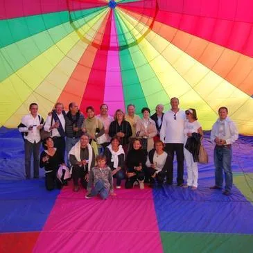 Baptême de l'air montgolfière proche Maintenon, à 1h de Versailles Baptême de l'air montgolfière proche Maintenon, à 1h de Versailles