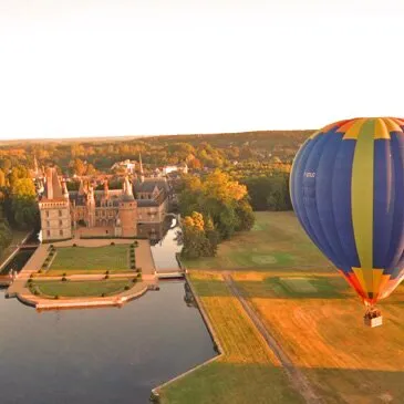 Vol en Montgolfière près de Versailles en région Ile-de-France Vol en Montgolfière près de Versailles en région Ile-de-France