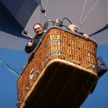 Baptême de l'air montgolfière en région Midi-Pyrénées Baptême de l'air montgolfière en région Midi-Pyrénées