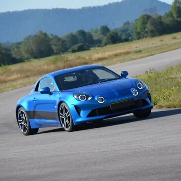 Stage en Alpine A110 - Circuit de Dijon-Prenois Stage en Alpine A110 - Circuit de Dijon-Prenois